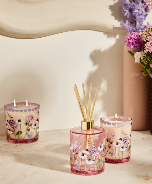 Maxwell & Williams Affection Scented Candle 300g - Passion Fruit Guava