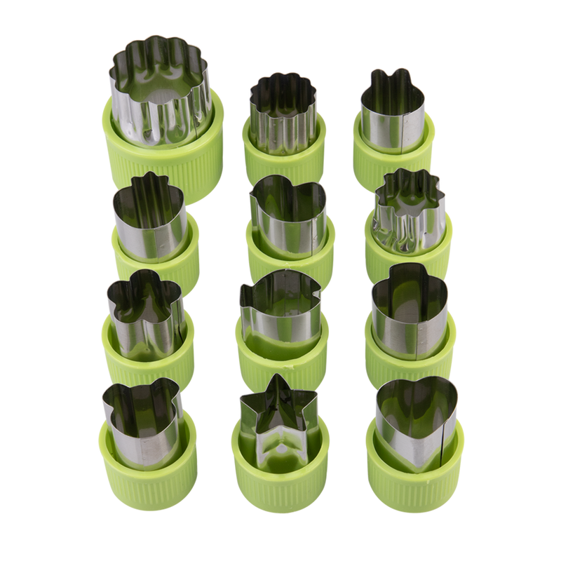 Appetito Fruit & Vegetable Cutters Set of 12 Assorted Shapes - Green