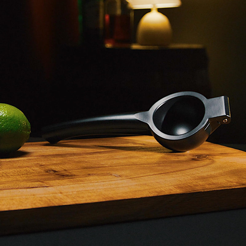 Bartender Citrus Squeezer - Matte Black