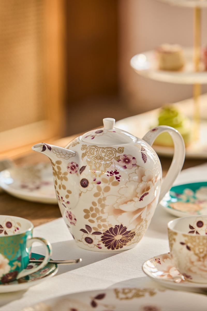 Maxwell & Williams Kimono Teapot White Gift Boxed - 1.1L