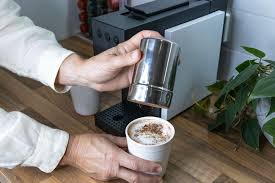 Cuisena Stainless Steel Mesh Kitchen Shaker With Lid - 4mm Holes