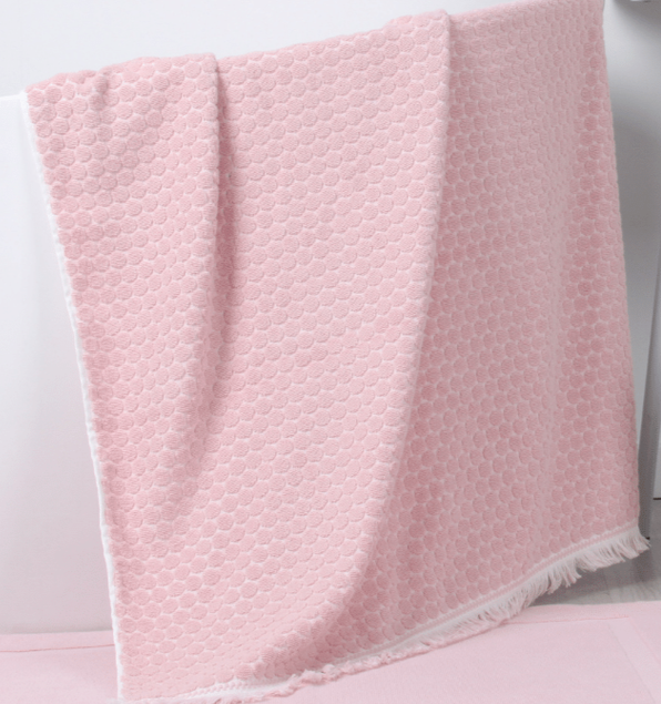 Pure Zone Palmer Circles Bath Towel - Pink - 70x140cm
